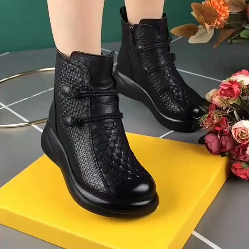 Fashionable Short Boots