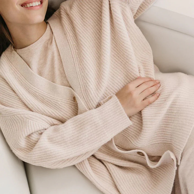 Ensfarvet afslappet sweatercardigan