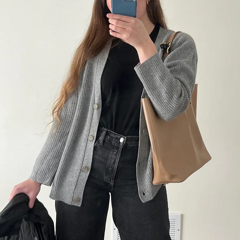 Ensfarvet afslappet sweatercardigan