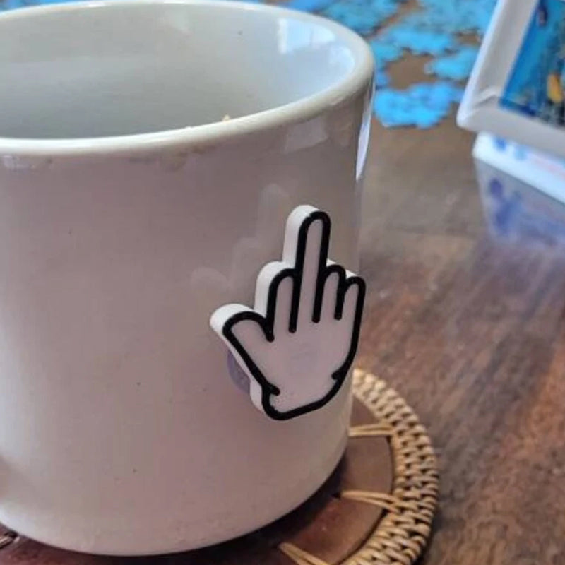 🖕🏻Mellemfinger med sugekop