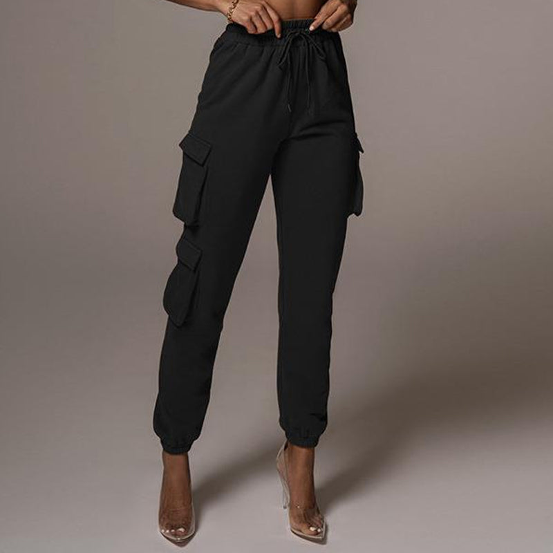 Ensfarvet 2 delt sæt | Cargo sweatpants og crop top