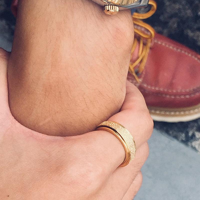 Sandblæst revolverende Fidget Ring