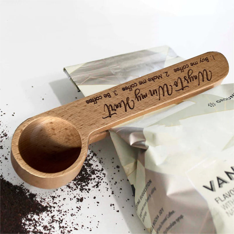 Graveret kaffeske og poseklemme