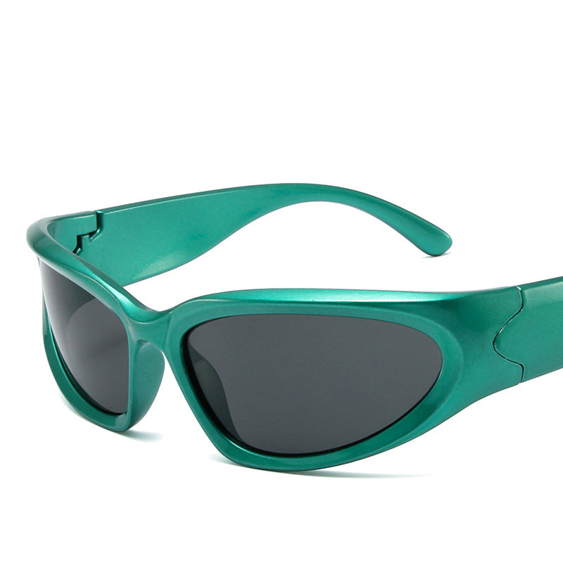 Trendy futuristiske Y2K solbriller